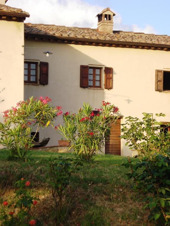 Agriturismo Podere La Marronaia サン・ジミニャーノ エクステリア 写真