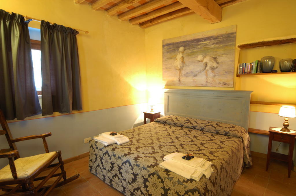 Agriturismo Podere La Marronaia サン・ジミニャーノ 部屋 写真